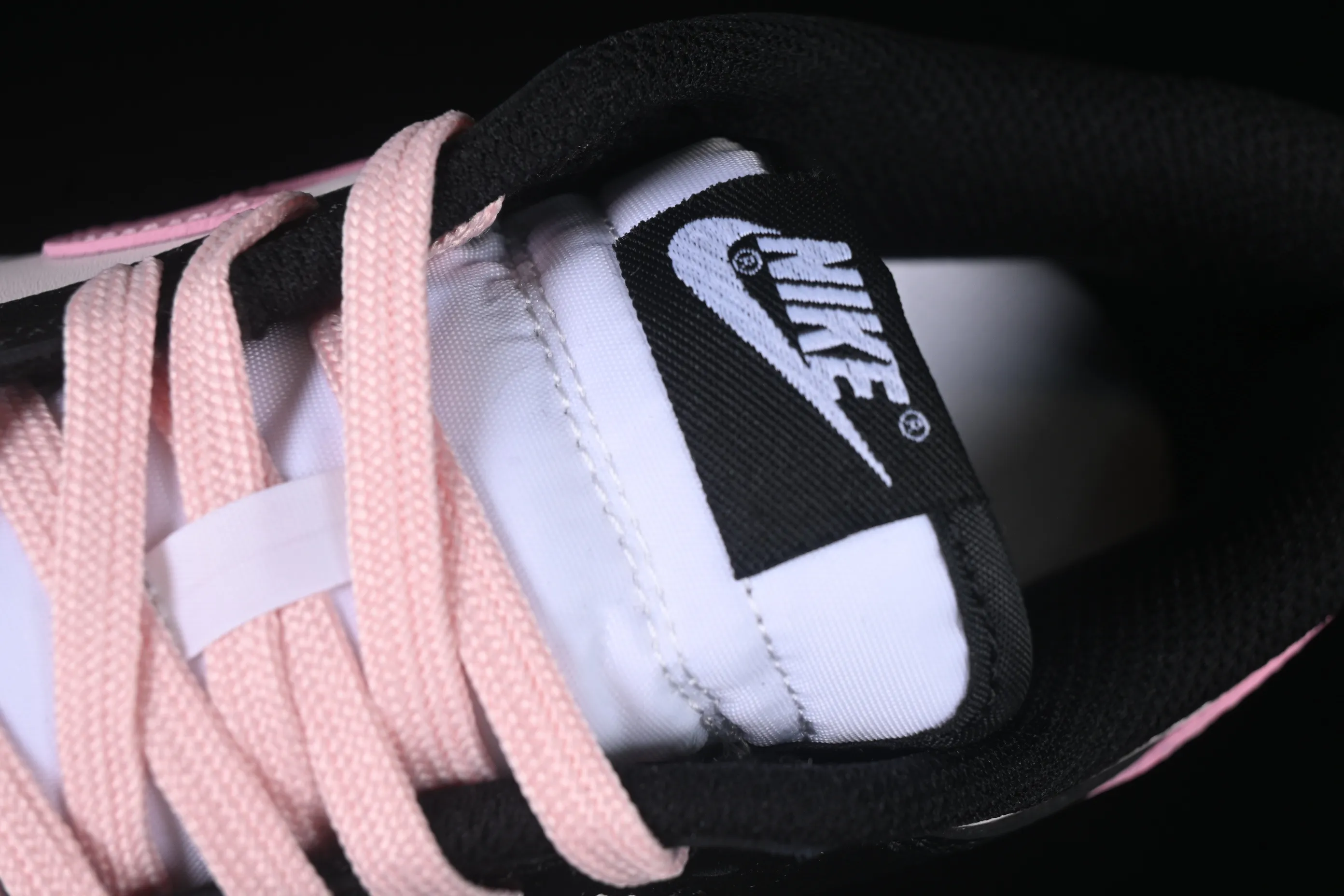 All categories Nk SB Dunk series Nk SB Dunk Low low-top sneakers Nk SB Dunk Low blackberry pink low-top casual sneakers CW1590-100